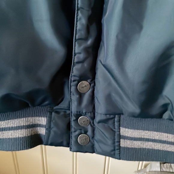RVCA Stadium Jacket Sz L - Picture 8 of 10